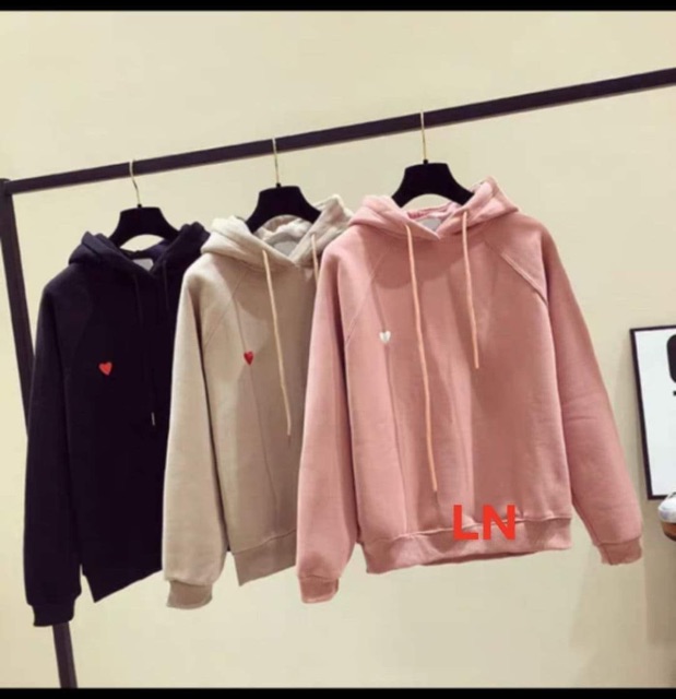 kho sỉ giá rẻ- Áo hoodie tim tay ngực ép nổi LN12