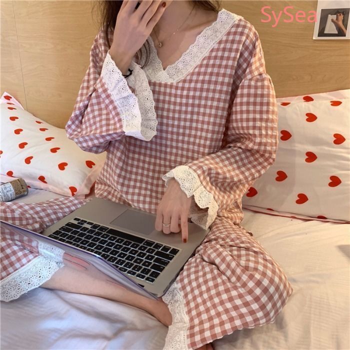Bộ Đồ Ngủ Tay Dài Kẻ Sọc Phối Ren Thời Trang Mùa Thu Cho Nữ