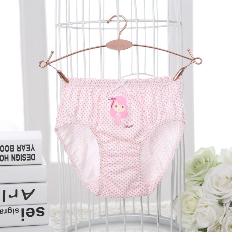 Set 5 quần lót bé gái Hàn Quốc 100% vải cotton thoáng mát, an toàn cho sức khỏe của bé mẫu Công Chúa Princess