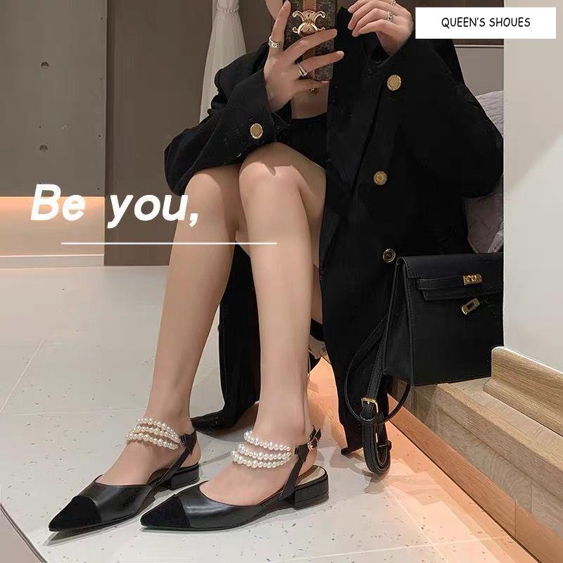 Giày Sandal Bít Mũi Đế Phẳng Đính Ngọc Trai Phong Cách Mới Mùa Hè Cho Nữ