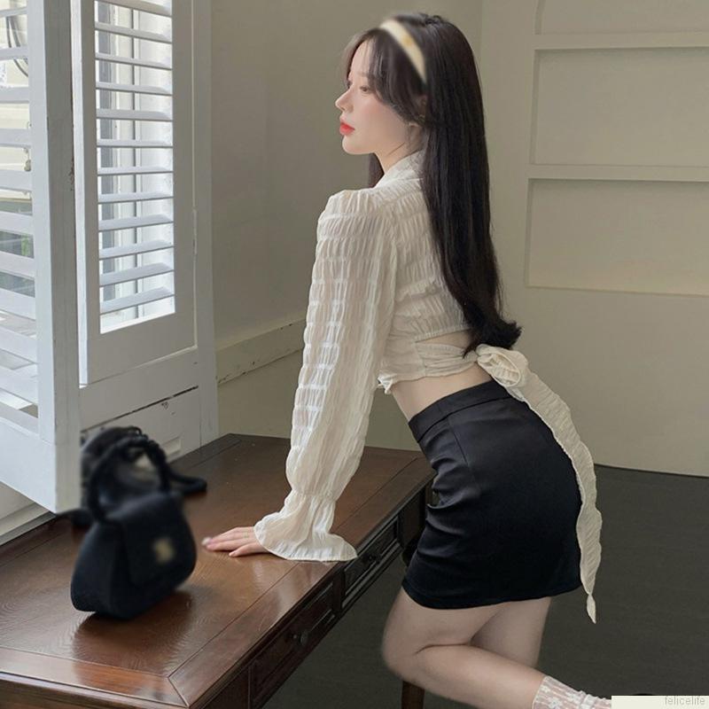 Áo sơ mi tay dài phối nơ hở lưng phong cách Hàn Quốc cho nữ