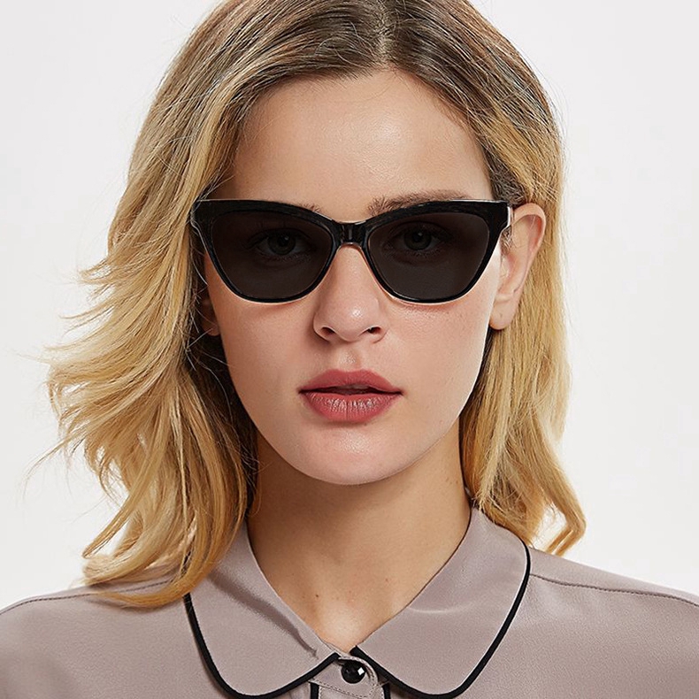 Kính mát mắt mèo thời trang retro 2020