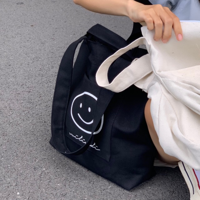Túi Black Smiley - Vui Lên Đi | BigBuy360 - bigbuy360.vn