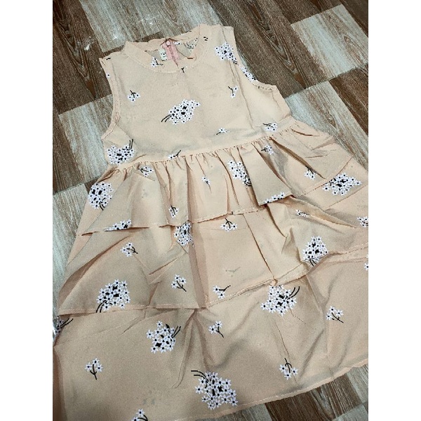 Đầm cho bé vải lụa hàng shop size nhỡ