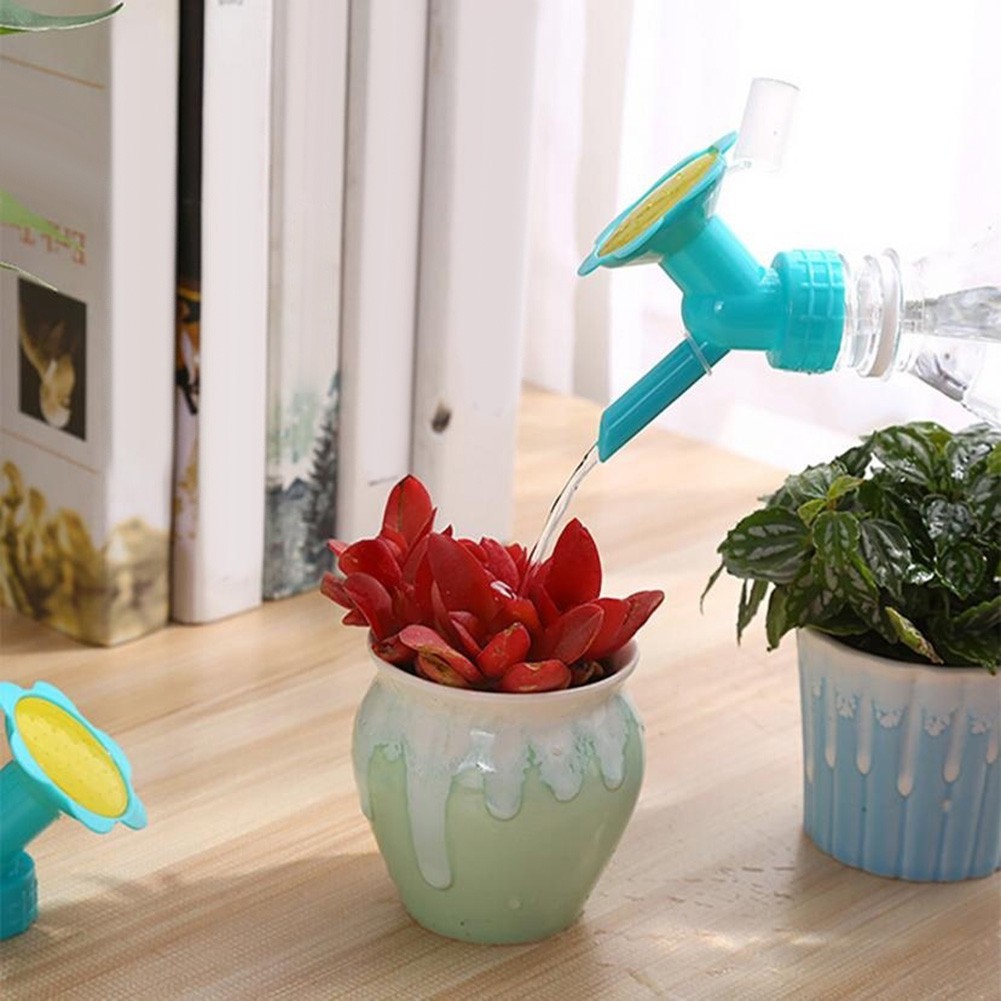 Bình Tưới Cây Bằng Nhựa 2 Trong 1 Tiện Dụng