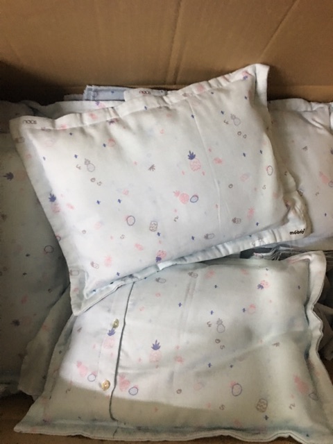 Set Chăn Gối Nous quà tặng monny