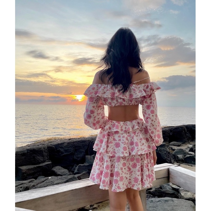 đầm bẹt vai hở eo-shoulder off cut out