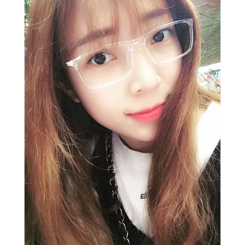Gọng kính mắt giã cận màu trong suốt SPK365