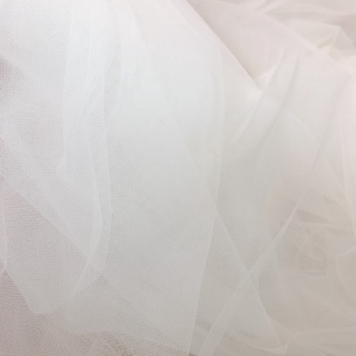 Lưới trắng cứng