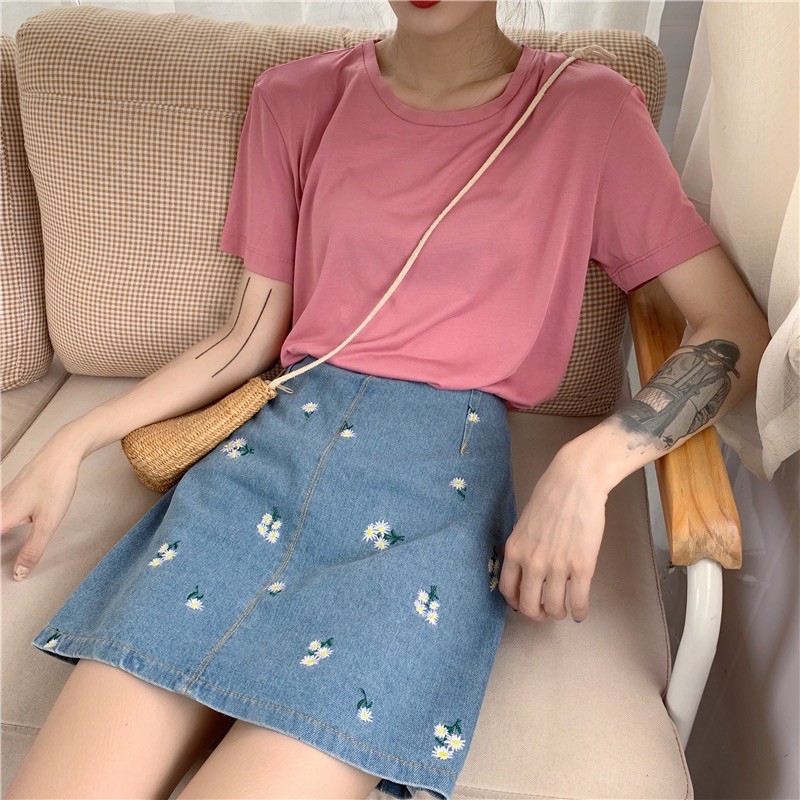 Chân váy jean thêu hoa A-line/ mini skirt SẴN