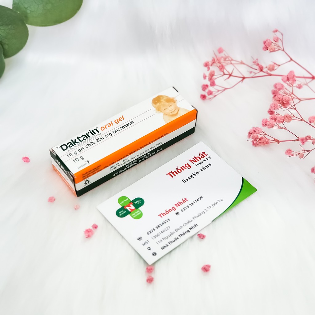 Daktarin Oral Gel Loại Bỏ Nấm Miệng, Da, Tay Chân Em Bé Tuýp 10gram