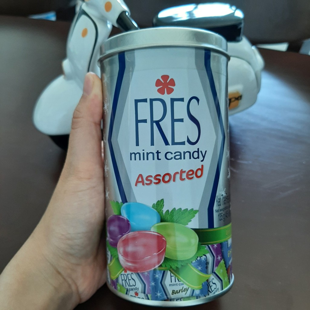 Kẹo trái cây bạc hà Fres hộp thiếc 135g