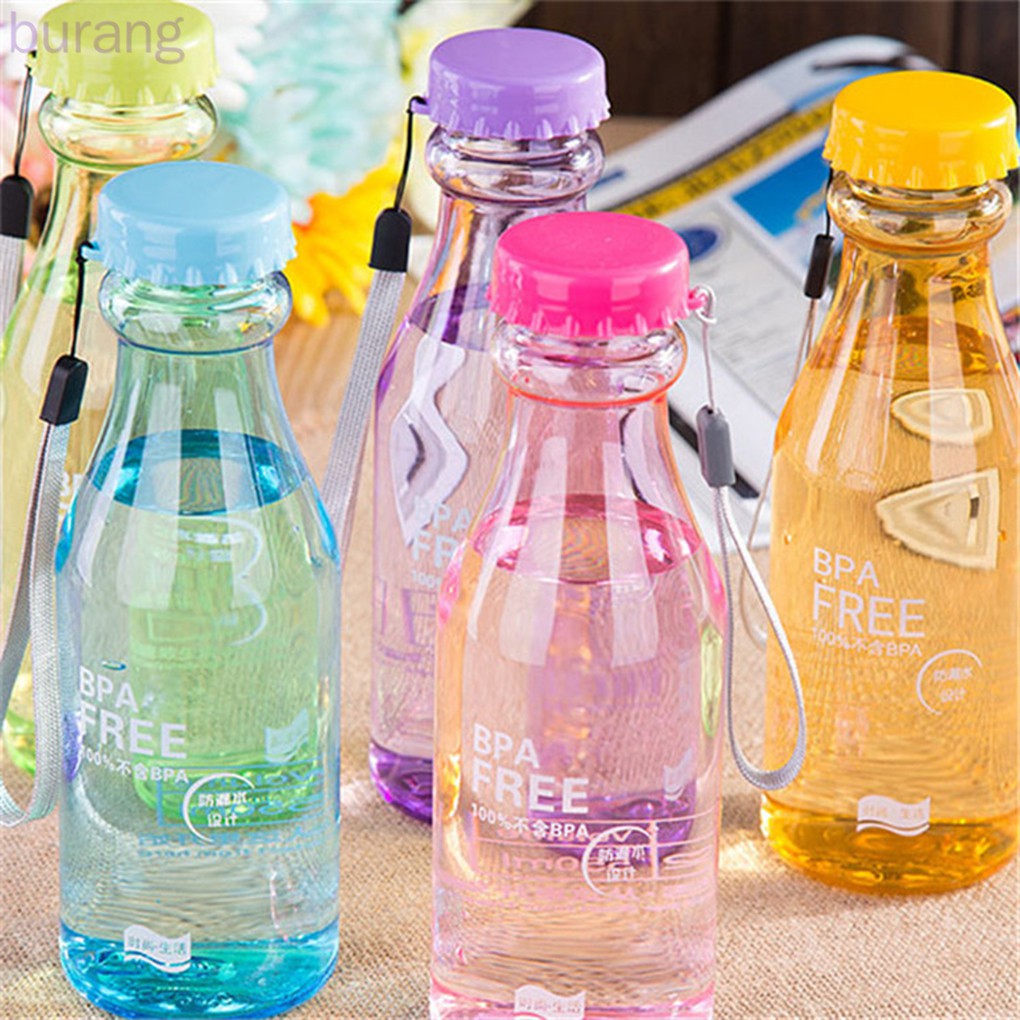 Chai nước bằng nhựa trong suốt nhiều màu 550ml
