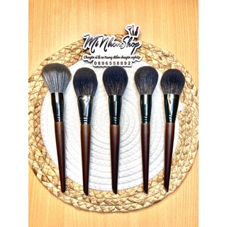 [MNS] Cọ phấn phủ chuyên nghiệp lông thú thật