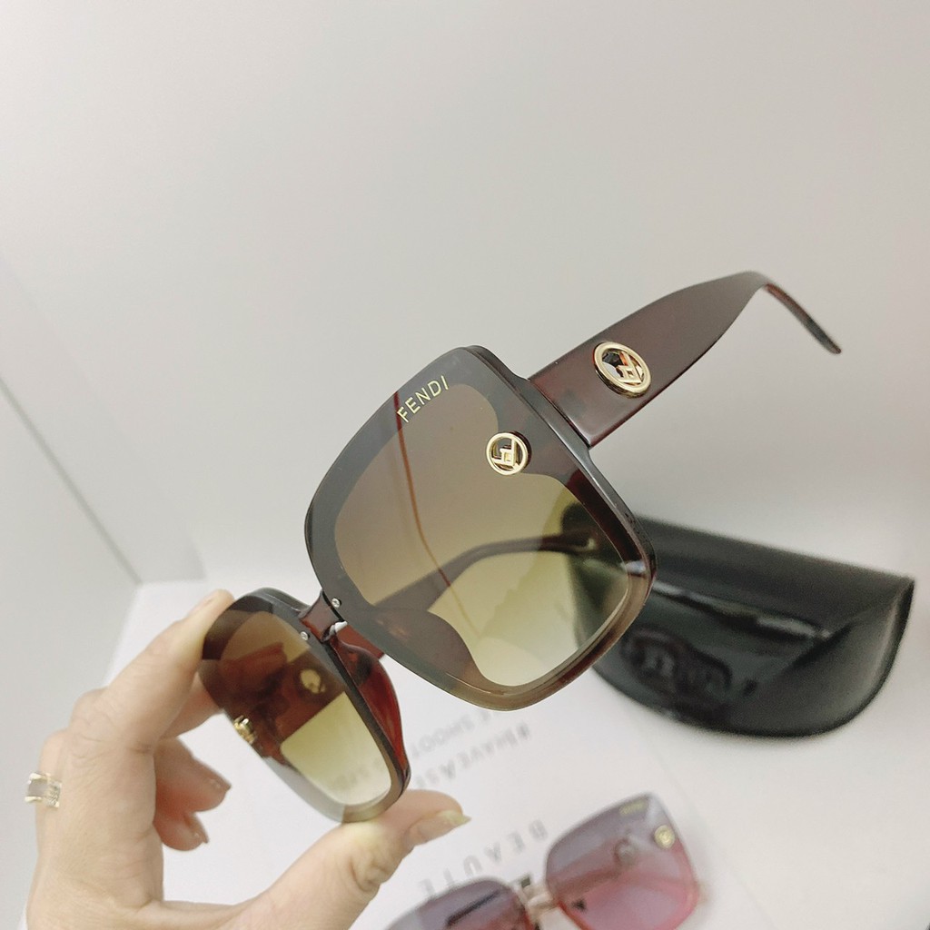 Kính mát thời trang nữ E161 ❌ Kính chống tia UV bảo vệ mắt | BigBuy360 - bigbuy360.vn