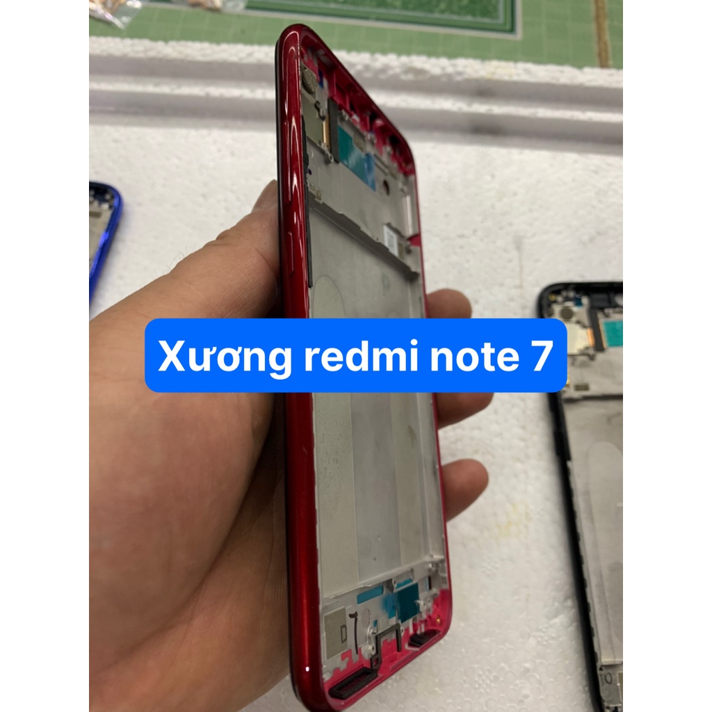 Khung xương / sườn máy xiaomi redmi note 7 có kèm phím bấm