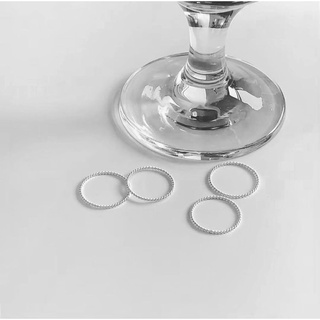  Nhẫn xoắn mảnh đẹp thích hợp cho mọi lứa tuổi