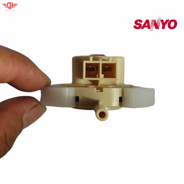 phao cảm biến mực nước máy giặt sanyo inverter phao cân nước máy giặt/cảm biến nước (hàng hãng)