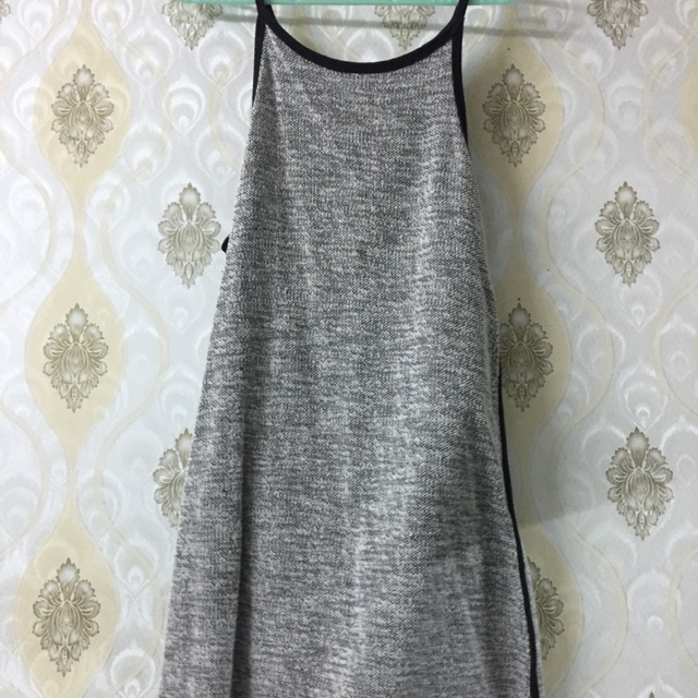 Đầm cột dây lưng