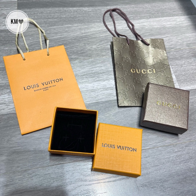 Hộp hãng box hãng các mẫu làm hộp quà tặng siêu sang