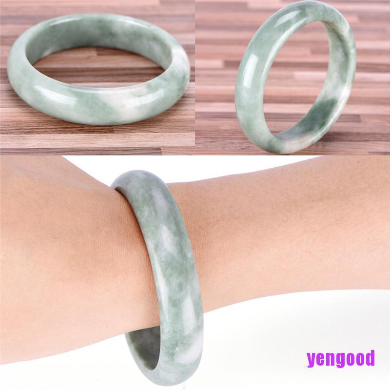 Vòng ngọc bích sang trọng quý phái thời trang đẹp mắt