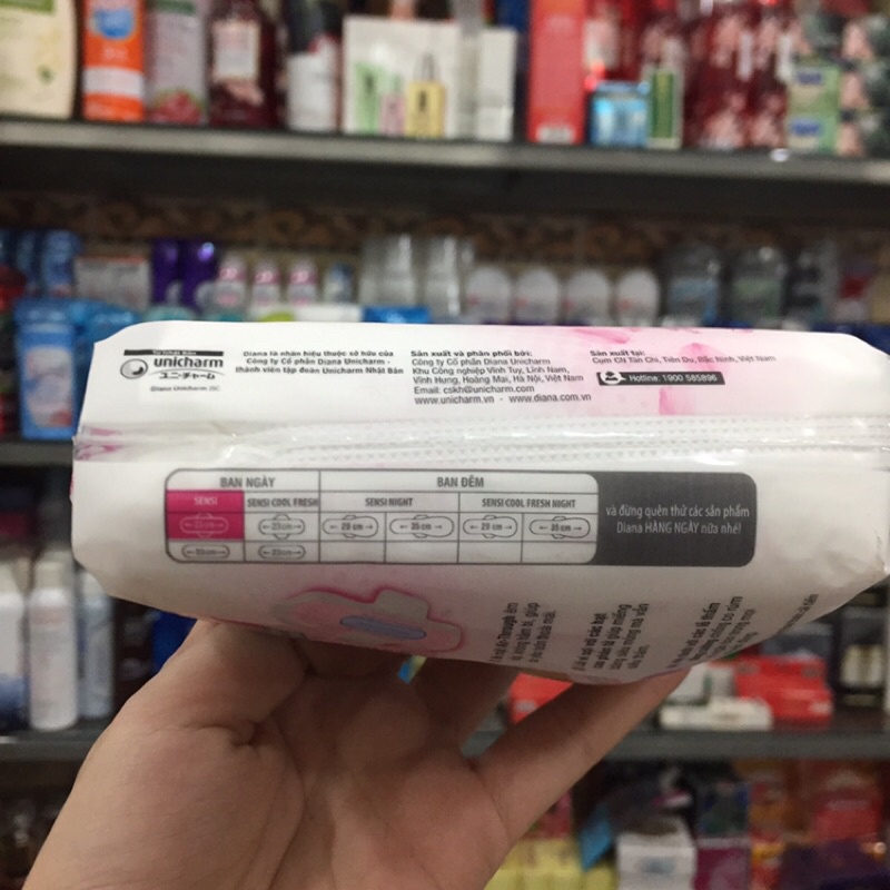 BVS Diana Sensi Siêu mỏng Có cánh gói 8 miếng x 23cm