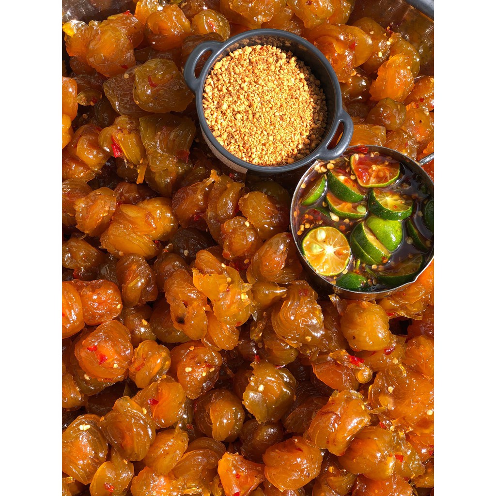 Mận khía.lắc muối ớt
