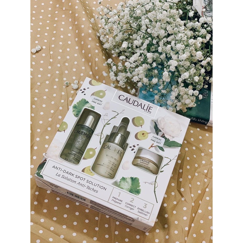 Set Caudalie Vinoperfect tặng nước thần và kem dưỡng mới nhất | BigBuy360 - bigbuy360.vn