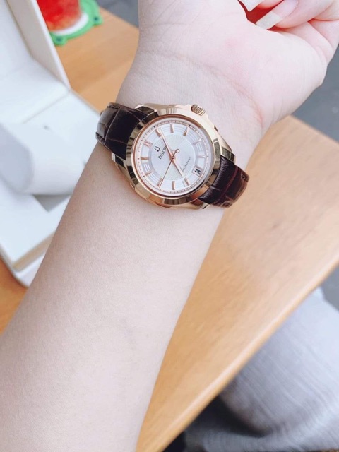 Đồng hồ nữ Bulova
