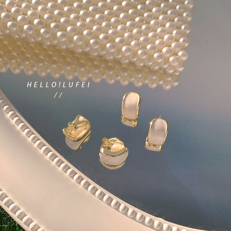 Khuyên Tai Nữ Đính Ngọc Thời Trang Hàn Quốc