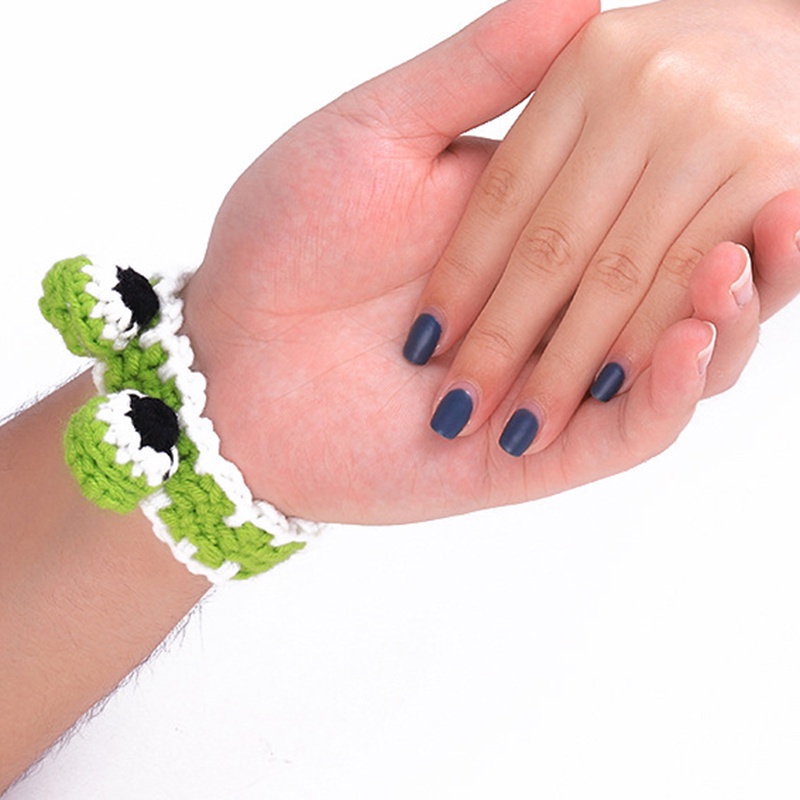 Vòng Tay Đan Len Thủ Công Hình Tai Thỏ Dễ Thương Thời Trang Cho Nữ/Sinh Viên/ Cặp Đôi