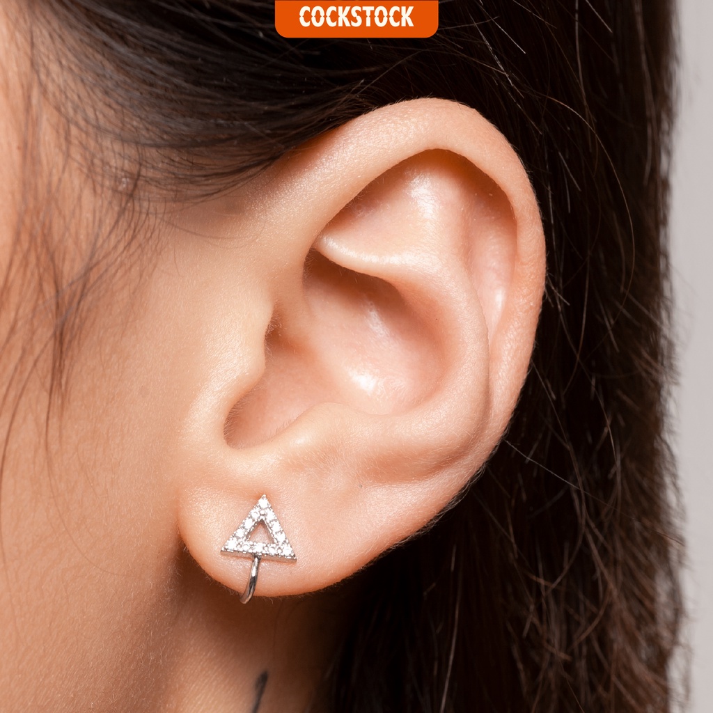 Khuyên tai Blink Triangle Earcuff CockStock
