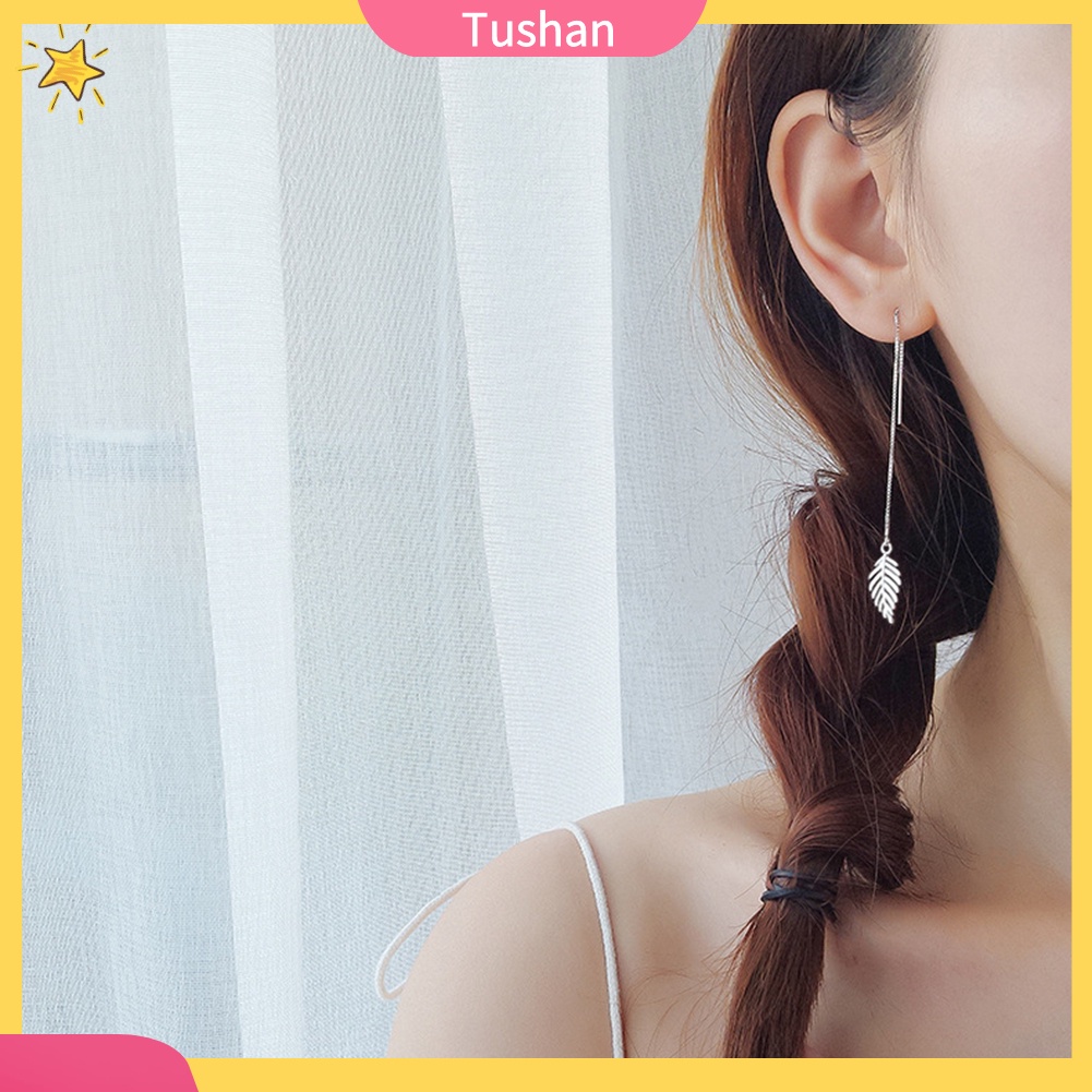 Khuyên tai dài hình chiếc lá phong cách trẻ trung thanh lịch dành cho nữ