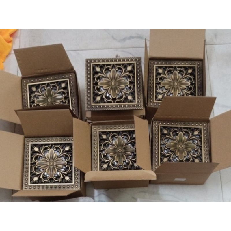 Phễu thoát sàn đồng thau 15*15cm