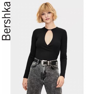 (Sẵn) Áo Beshka auth canh sale, 2 mầu