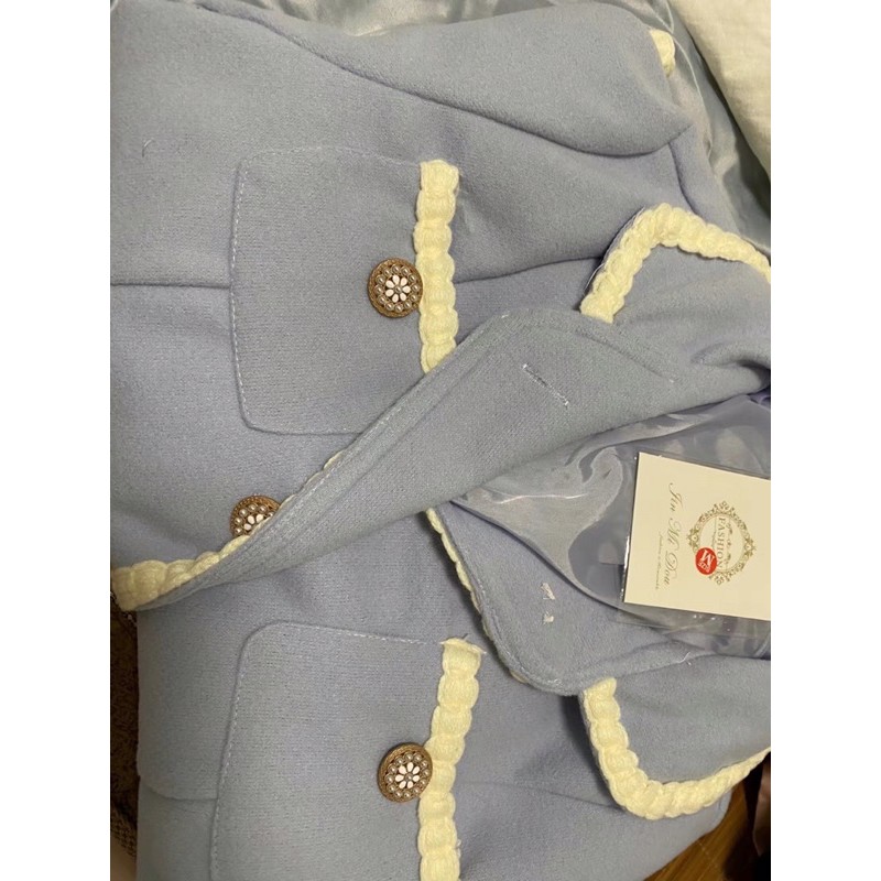 Set áo khoác dạ mịn xanh viền thêu và chân váy dạ mịn dáng ngắn