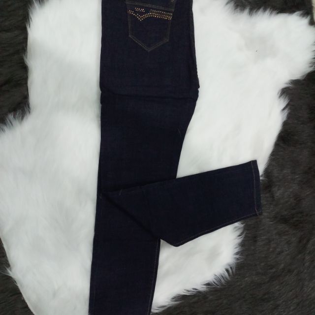 Combo 2 quần jeans 2 áo thun nữ phom trung niên siêu giảm giá 720k giảm còn 600k