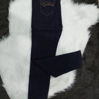 Combo 2 quần jeans 2 áo thun nữ phom trung niên siêu giảm giá 720k giảm còn 600k