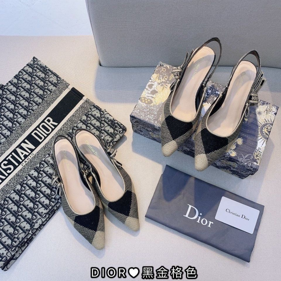 Giày cao gót mũi nhọn đính nơ thêu mới cho nữ 2021