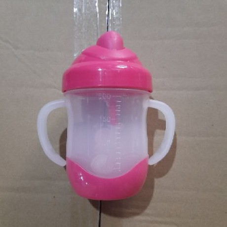 Bình tập uống cho bé chống sặc nhựa PP ống hút silicone có tay cầm kuku ku5452a 200ml