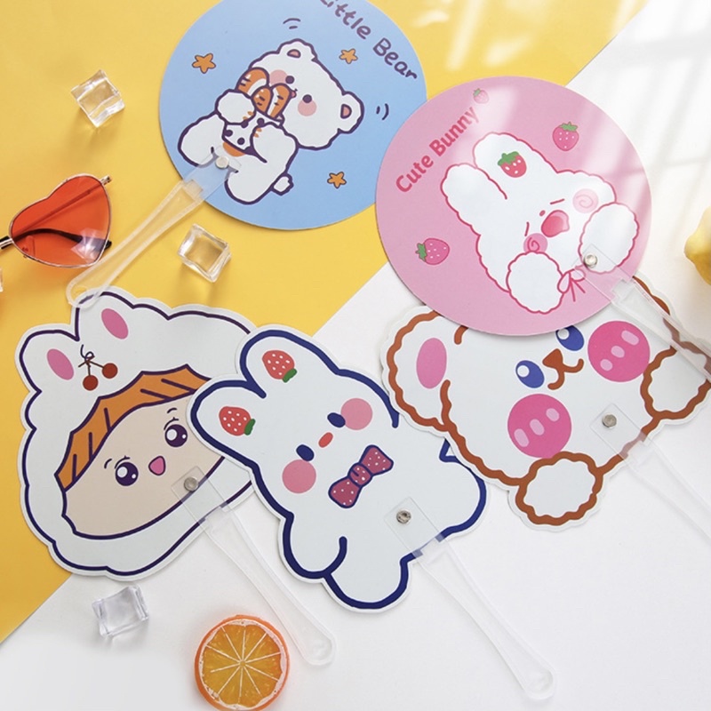 Quạt cầm tay mẫu mới