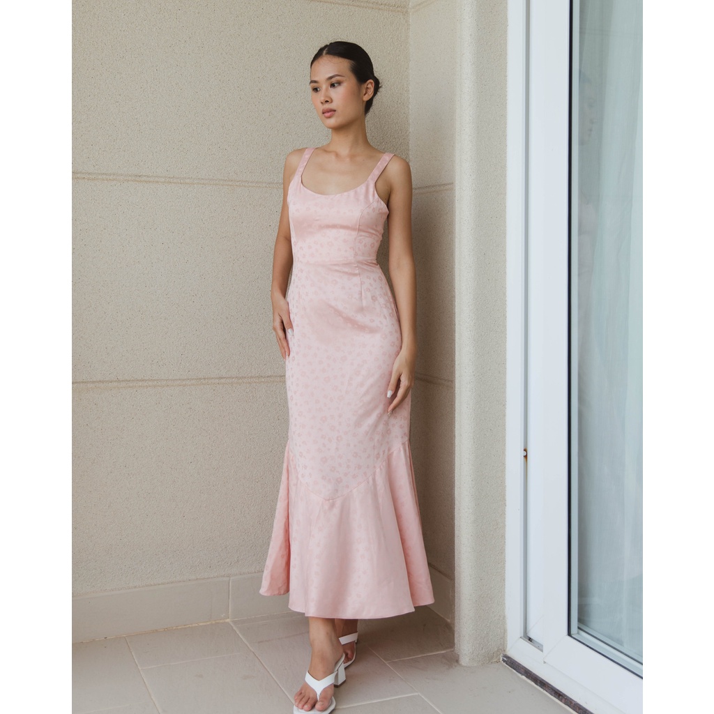 Đầm maxi gấm hồng đuôi cá DRESSIE - Aurora maxi dress