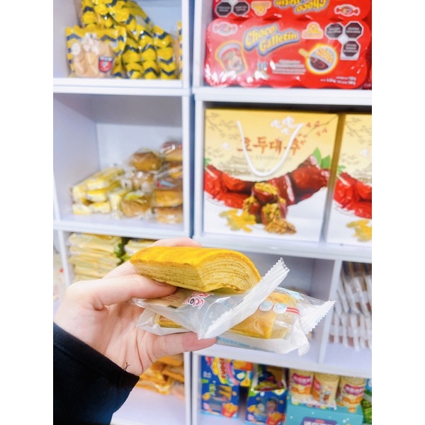 Bông Lan cuộn ngàn lơp siêu ngon (2 cái)