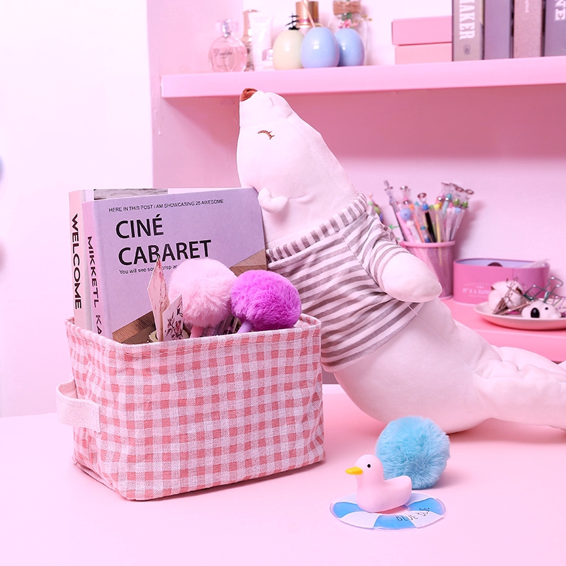 Giỏ màu hồng dễ thương để đựng đồ để bàn tiện lợi