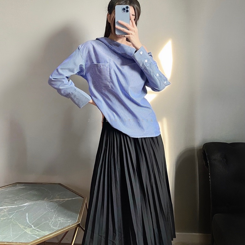 Áo Sơ Mi Xanh Lệch Vai