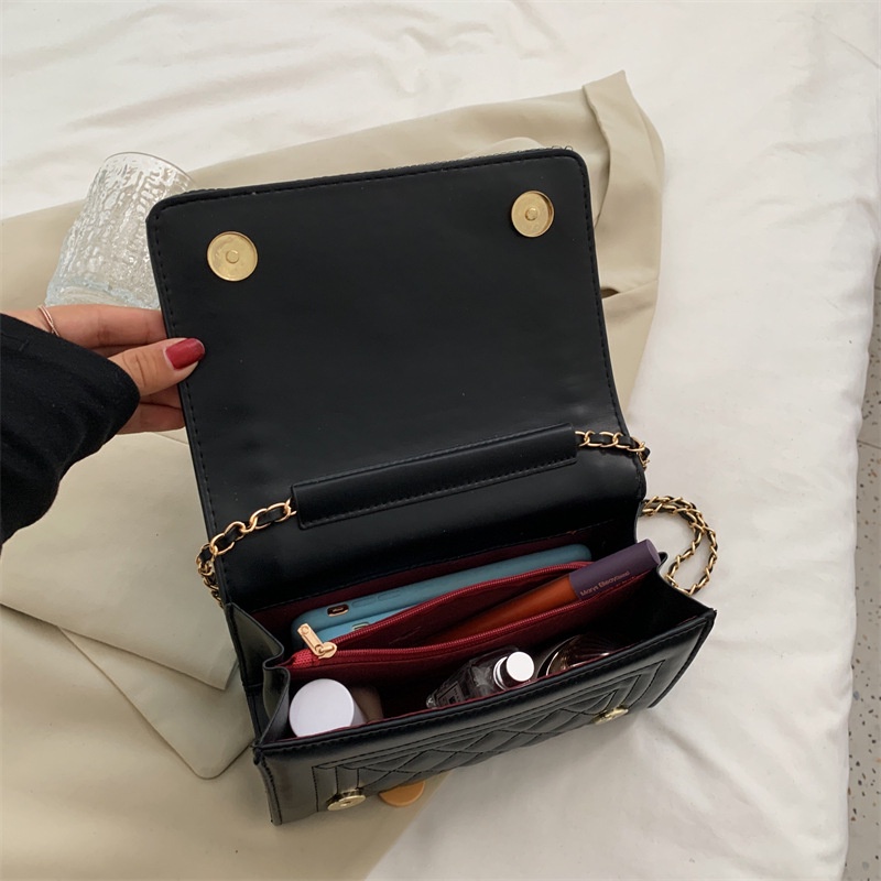 Túi đeo chéo vai họa tiết hình thoi thời trang sành điệu cho nữ