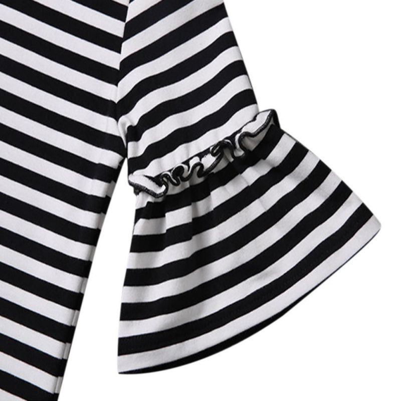 Đầm suông ngắn tay phối bèo kẻ sọc ngang thời trang | BigBuy360 - bigbuy360.vn