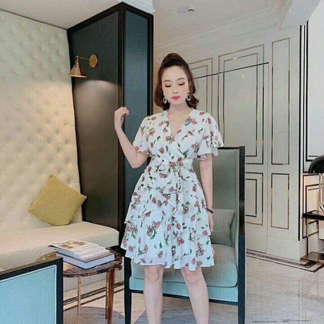 Hót hit mùa hè, hoa lá hẹ,Đầm đi tiệc ,chuẩn form dáng, thích nhích liền nha mấy chị đẹp, cảm ơn mấy chị luôn ủng hộ....