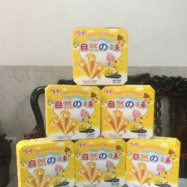 Bánh  ốc quế kem Nhật hộp giấy  4 vị