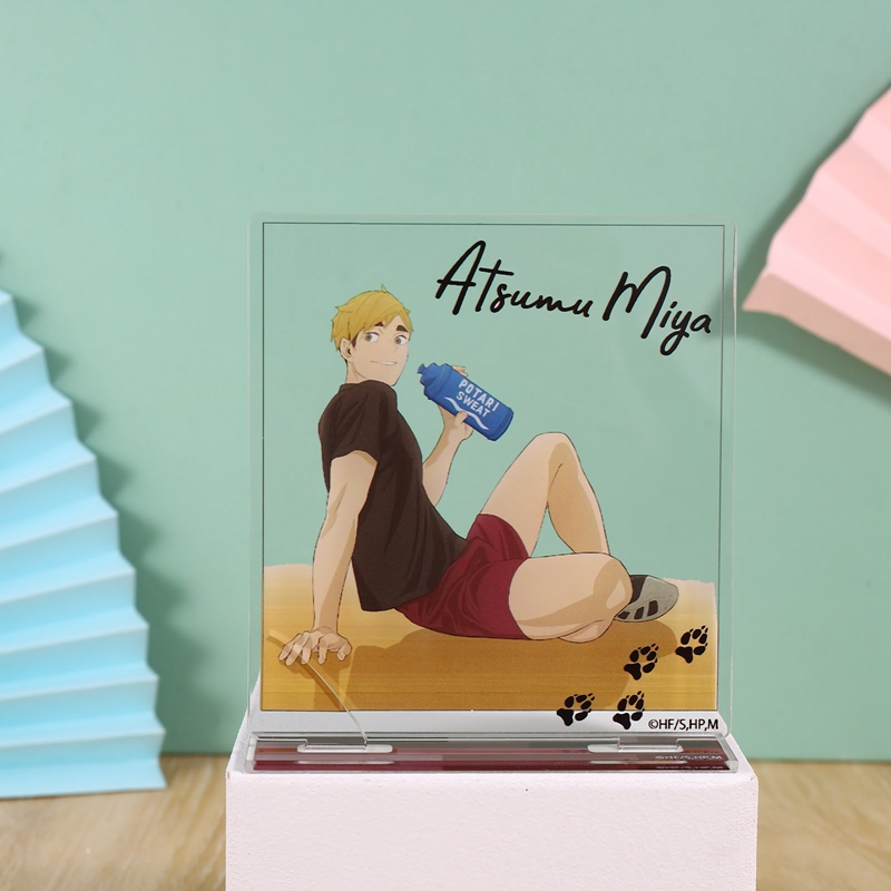 Mô hình để bàn trang trí hình nhân vật anime chơi bóng chuyền